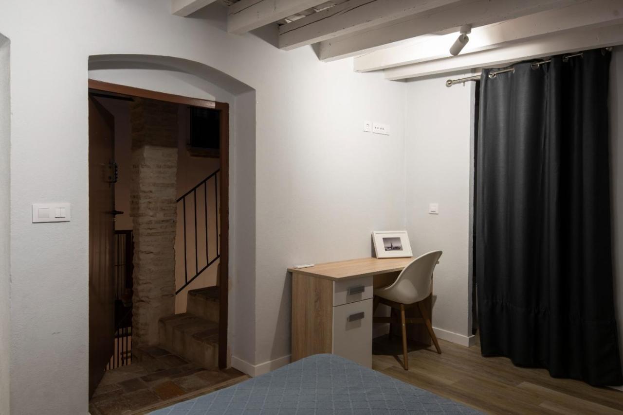 Apartamento La Casa Del Santo Carmona  Exteriör bild